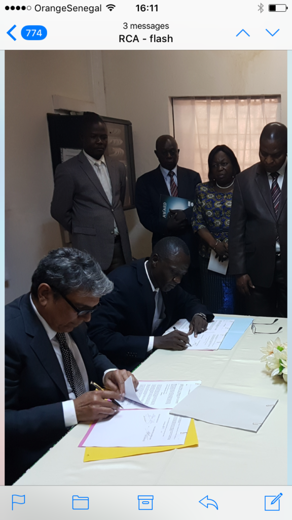 Monde- Afrique : République Centrafricaine : ADVENS GEOCOTON signe un Protocole d’accord avec l’état centrafricain pour la relance de la filière cotonnière