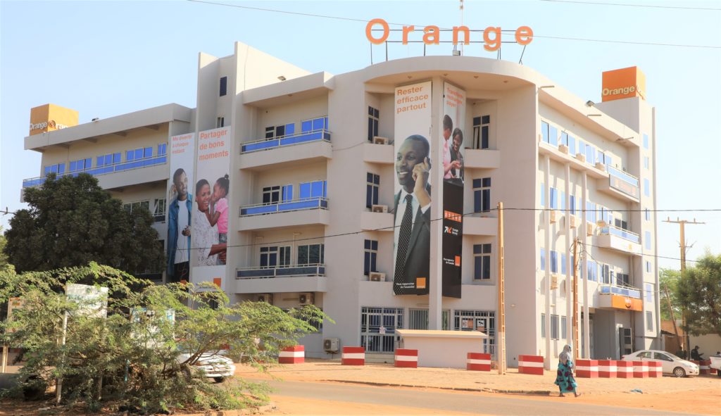 Niger: Orange met la clé sous le paillasson pour non versement de 22 milliards de FCFA d’impôts