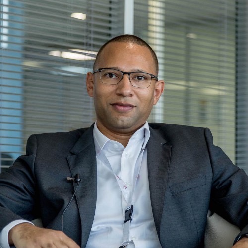 Sénégal: Hamady SY, Directeur général de TOTAL SENEGAL débarqué, le français Gérard PRUNEAU aux commandes. EXCLUSIF