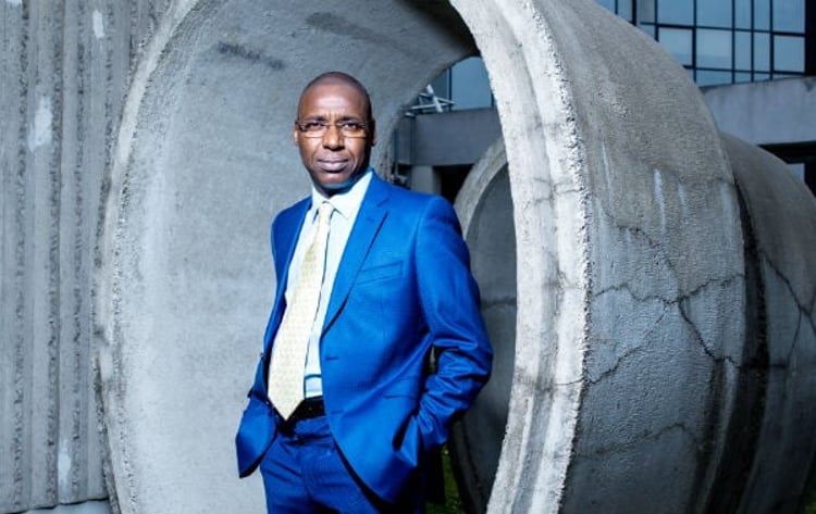 Sénégal-France: Les derniers bons offices du lobbyiste Yaya DIALLO qui rebranche les câbles entre l’Élysée et le palais de Dakar